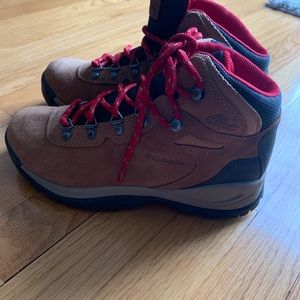 Columbia hiking boots